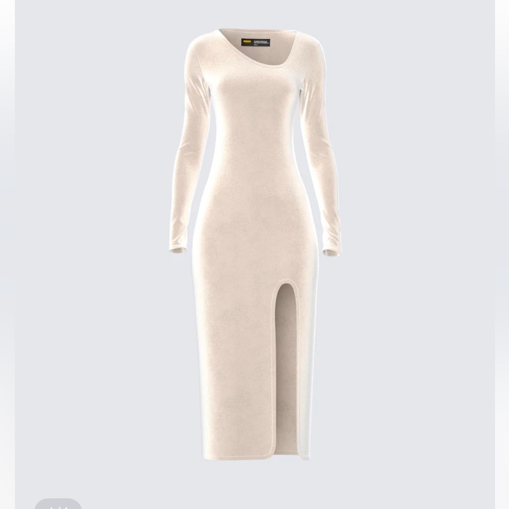 Finesse | NWT women’s size medium | ivory velvet long sleeve midi dress